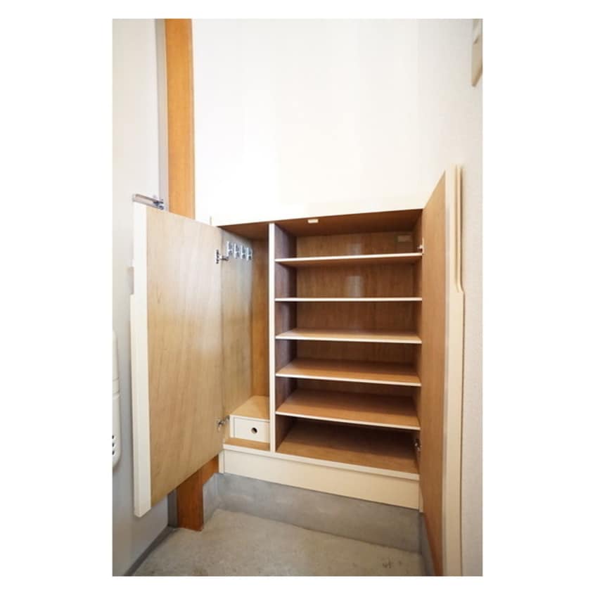 シューズボックス完備の玄関 コーポ金沢Ｂ棟