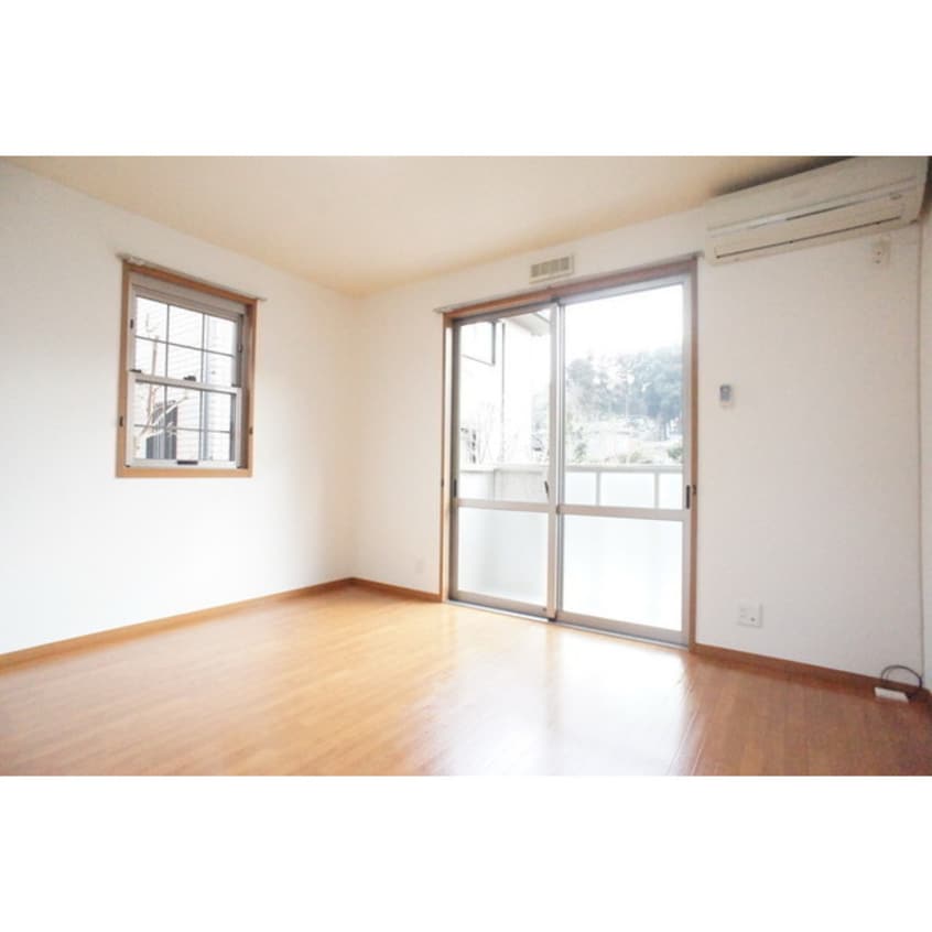 明るい日差しの室内 メルべーユ文京Ｂ棟