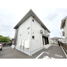 プラスモアの外観