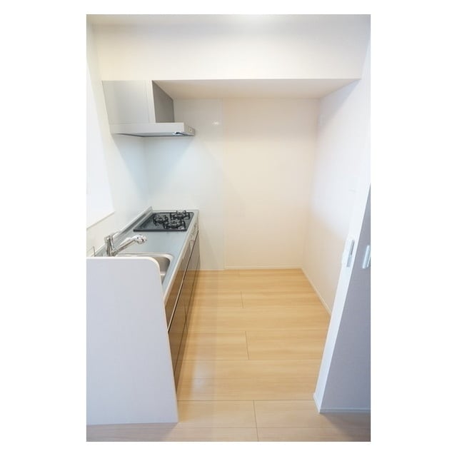 キッチンスペースの広さも魅力 Ｄ－ｒｏｏｍ赤塚　B