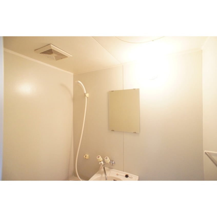 鏡完備 アメニティ１