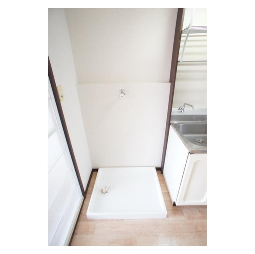 防水板付きの洗濯機置き場 アメニティ１