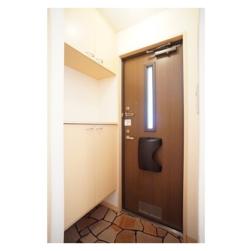 広めの玄関スペースですね パストラーレ