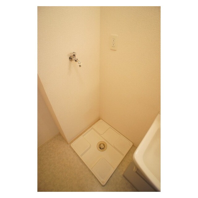 ムダなく確保された洗濯機スペー ディアステージⅡ