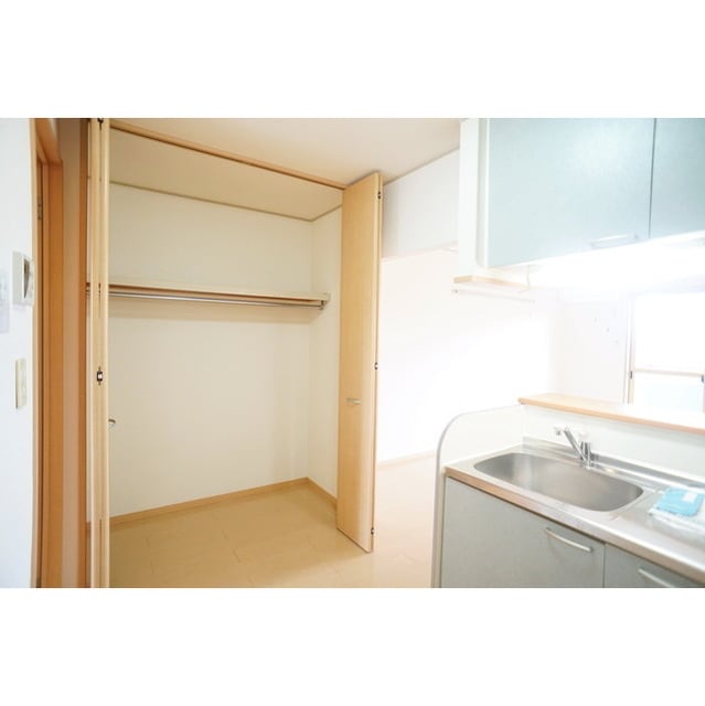 多彩な収納スペースも魅力です エスペランサ