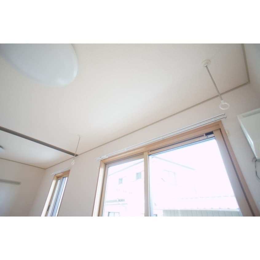 室内物干しで雨の日も安心ですね ＰＲＩＮＣＥＳＳ　Ⅱ