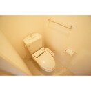 清潔感のあるトイレ空間 カハラ　Ｂ