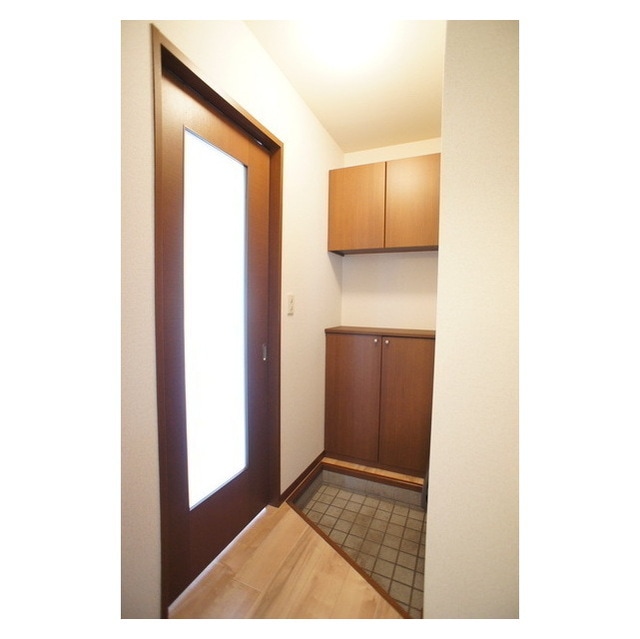 広めの玄関スペースです シャンテドミールＣ棟