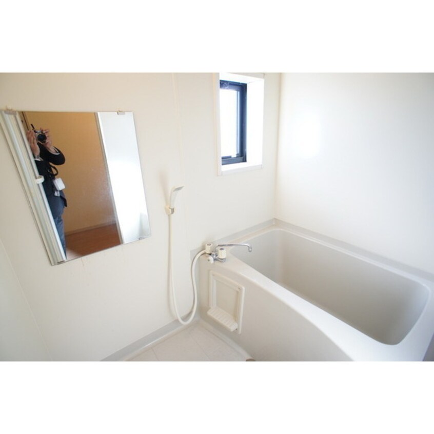 毎日の疲れを癒やしてください メゾン・シャルムＥ棟