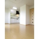 高い天井の室内で随所に気遣いを Ｓｕｎｎｙ　Ｍａｉｓｏｎ　Ⅰ