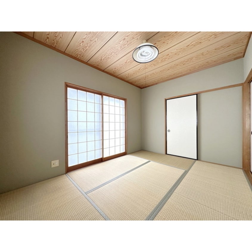 スグ横になれる和室は、みんなが 長島住宅