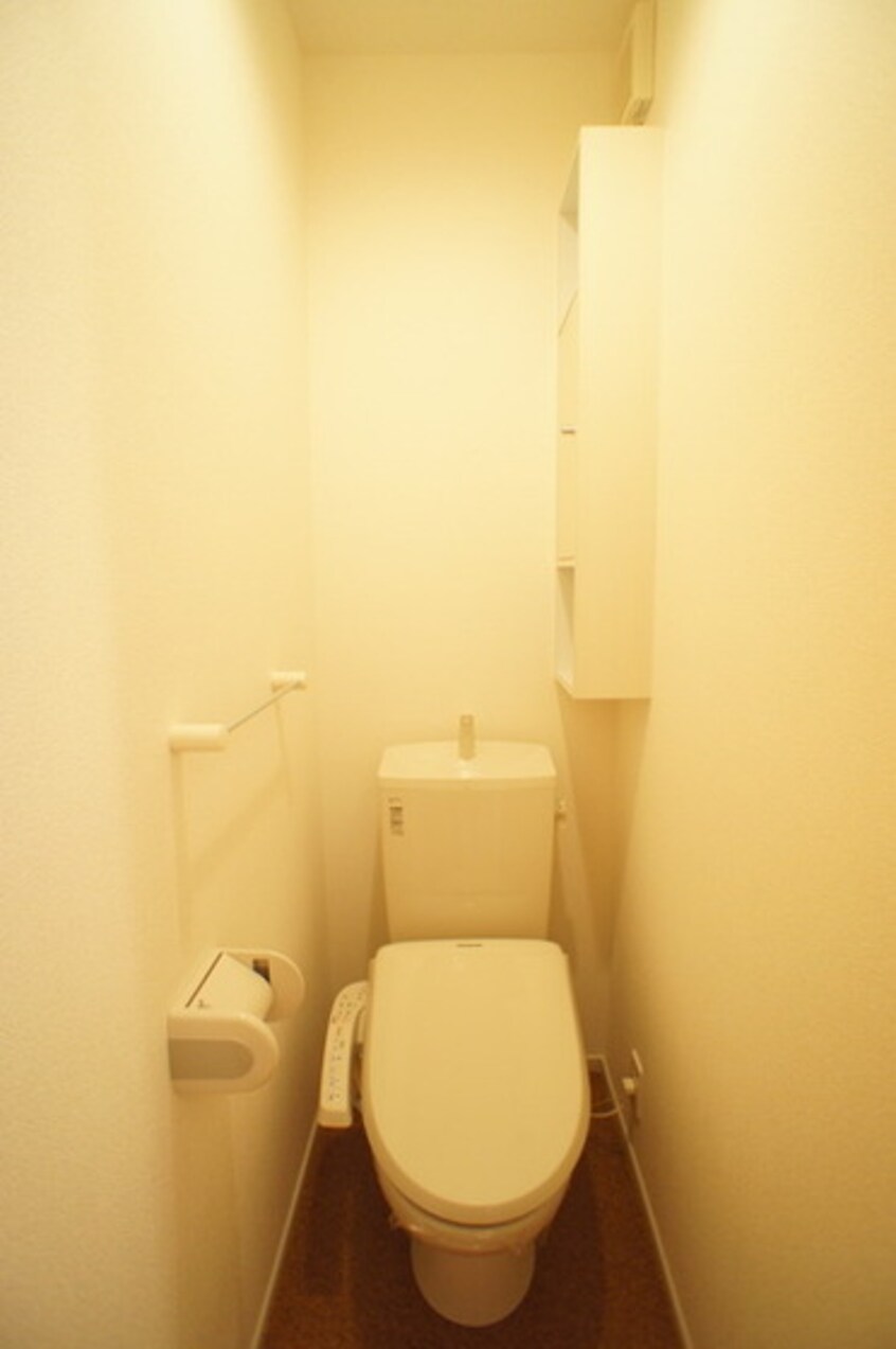 機能的な収納棚も魅力 ポルトボヌール　Ⅱ