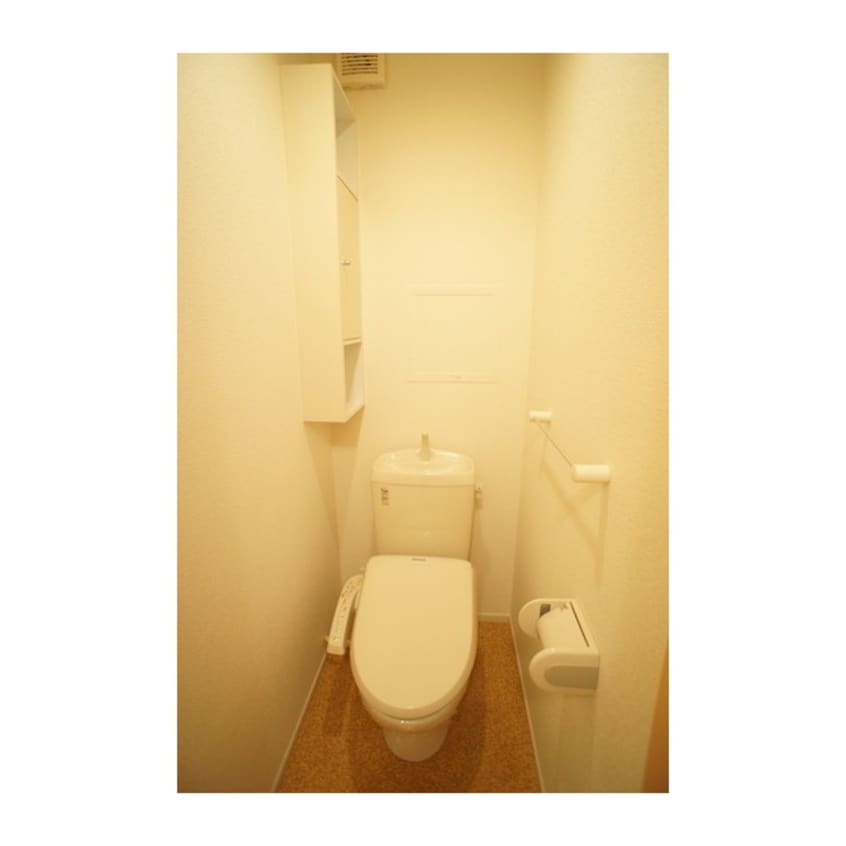 清潔感のあるトイレ ラ・トゥール　Ⅱ