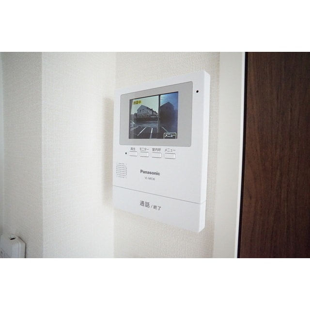 ＴＶモニタ付でセキュリティ面に メゾンタカハシ