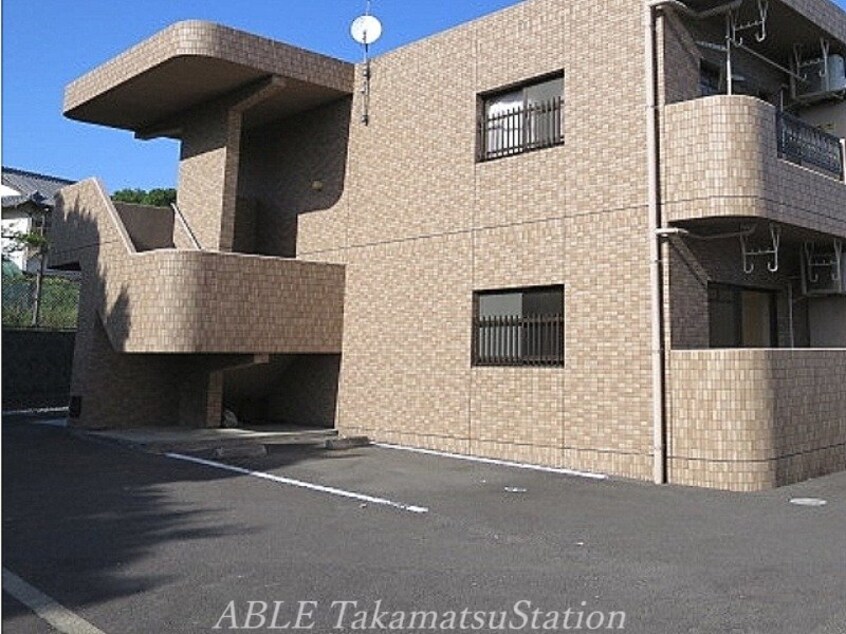  マリベール屋島