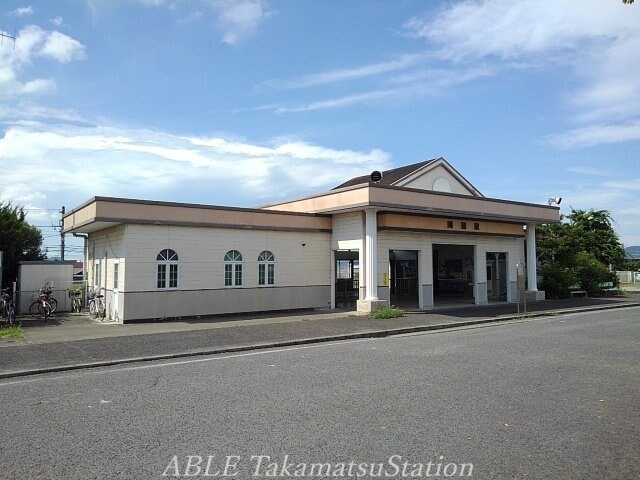 丸亀市立岡田小学校(小学校)まで1100m ハイツマル木　Ｅ