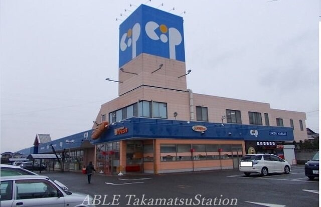 コメダ珈琲店　一宮店(その他飲食（ファミレスなど）)まで600m ハイツ・シンフォニー