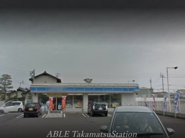 ローソン高松多肥下町店(コンビニ)まで258m スカール牧野