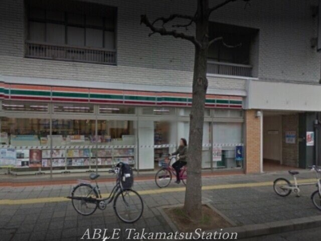 セブンイレブン高松瓦町２丁目店(コンビニ)まで336m ジオ高松常磐町 J.CRESTタワー