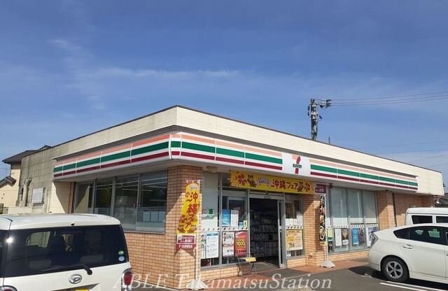 セブンイレブン三木町池戸店　(コンビニ)まで1300m クレストールＫＭ　Ⅱ