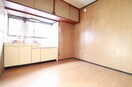  伏石町一戸建1号室