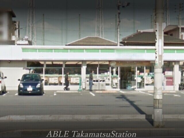 ファミリーマート高松茜町店(コンビニ)まで386m プレアール高松西町