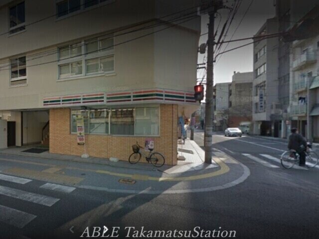 セブンイレブン高松中央町店(コンビニ)まで36m コーポアルド亀岡