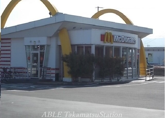 ローソン十川店(コンビニ)まで130m パールマリンⅡ