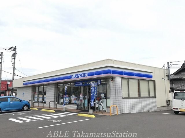 丸亀市立飯野小学校(小学校)まで900m フェリス