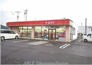 ポプラ国分寺店(コンビニ)まで450m ヴィータ・リベラ国分寺Ｂ