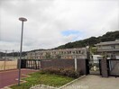 三豊市立山本小学校(小学校)まで1000m サンライト　リブＡ