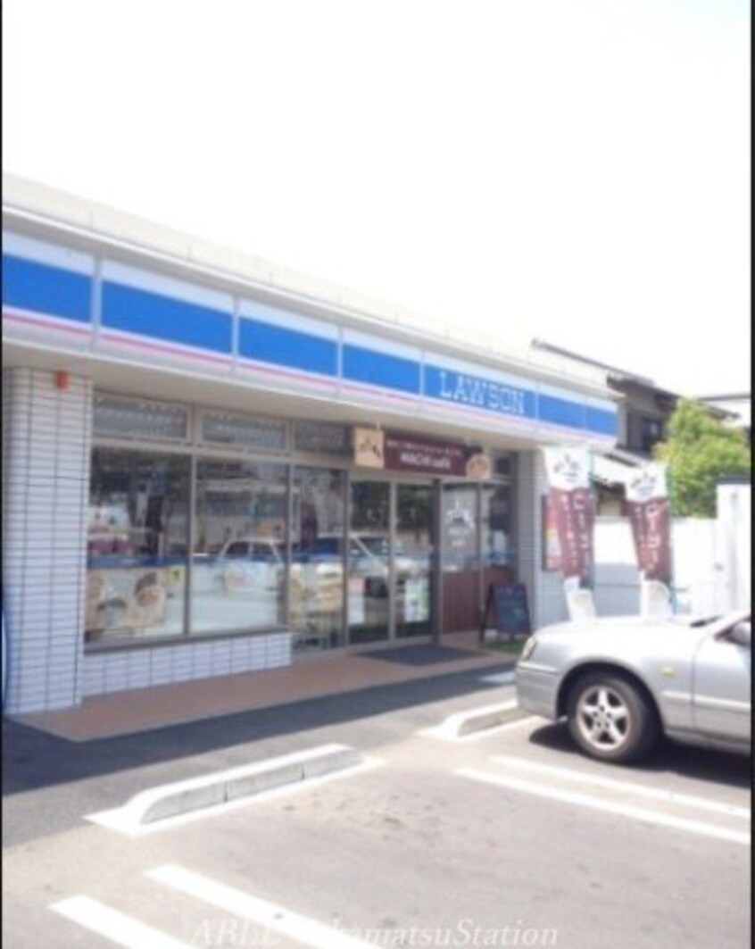 ローソン高松今里町店(コンビニ)まで466m リビングタウン伏石Ⅱ　Ａ棟