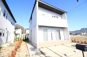テナンガーデン屋島２８号棟