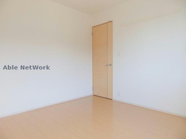  レフィナード