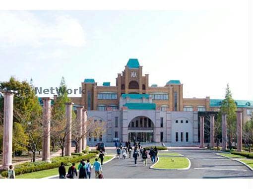 私立平成国際大学(大学/短大/専門学校)まで1364m カーム鈴木