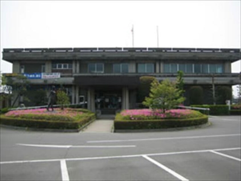 久喜市栗橋総合支所(役所)まで1682m S.station