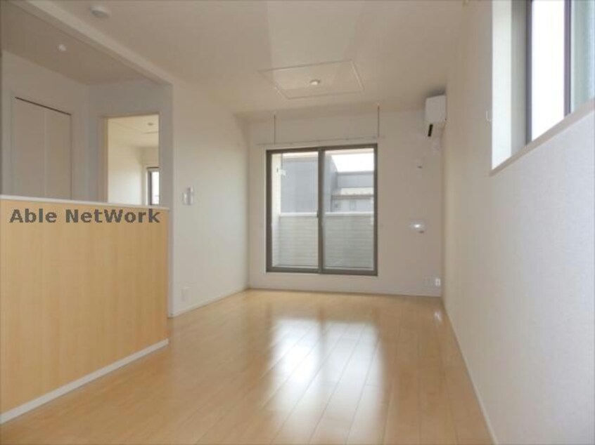 類似 アンソレイエⅥ