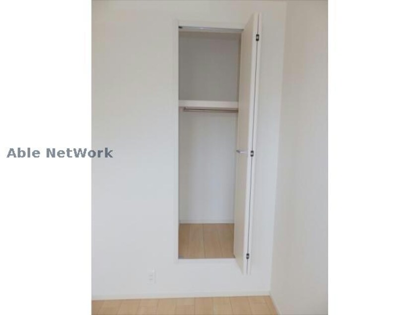 類似 アンソレイエⅥ