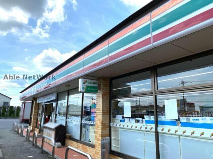 セブンイレブン羽生須影店(コンビニ)まで1564m サンプラッツA棟