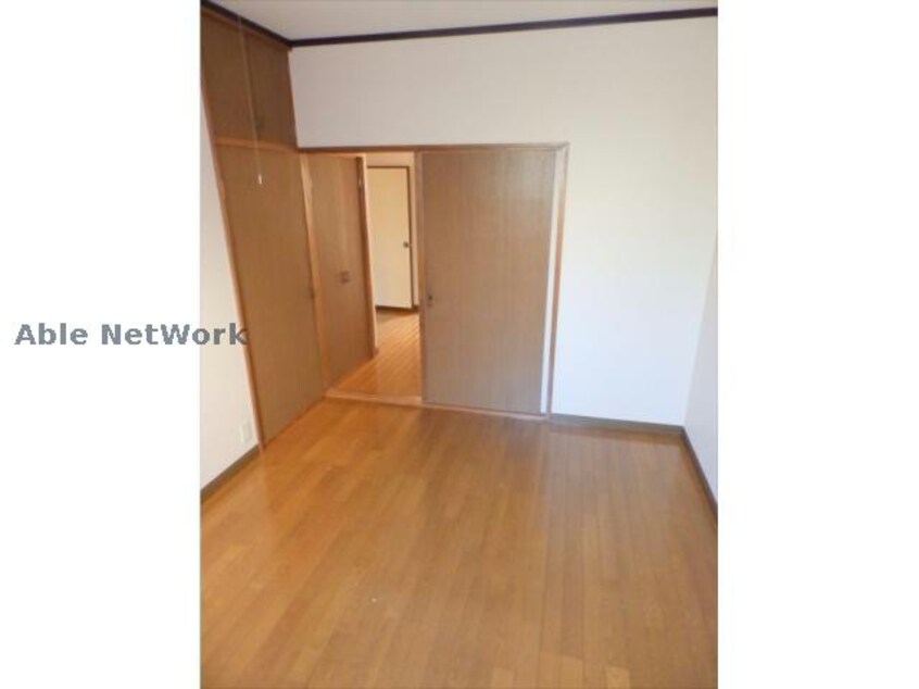  南羽生武井貸家