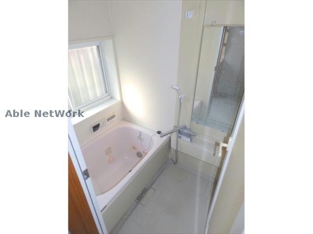  南羽生武井貸家