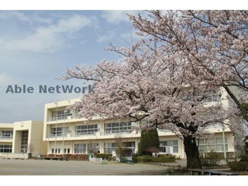 行田市立東小学校(小学校)まで732m サンフラワーハイツ