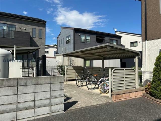  サニー・スクエア