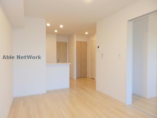 類似タイプ サニー・フィールド