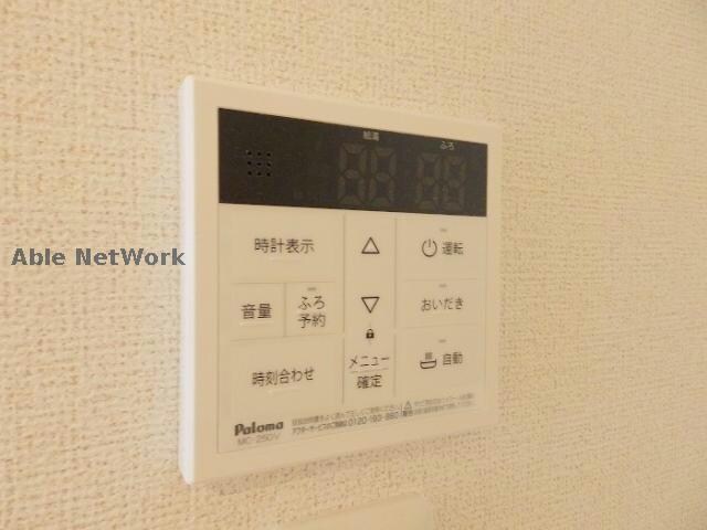 類似タイプ サニー・フィールド