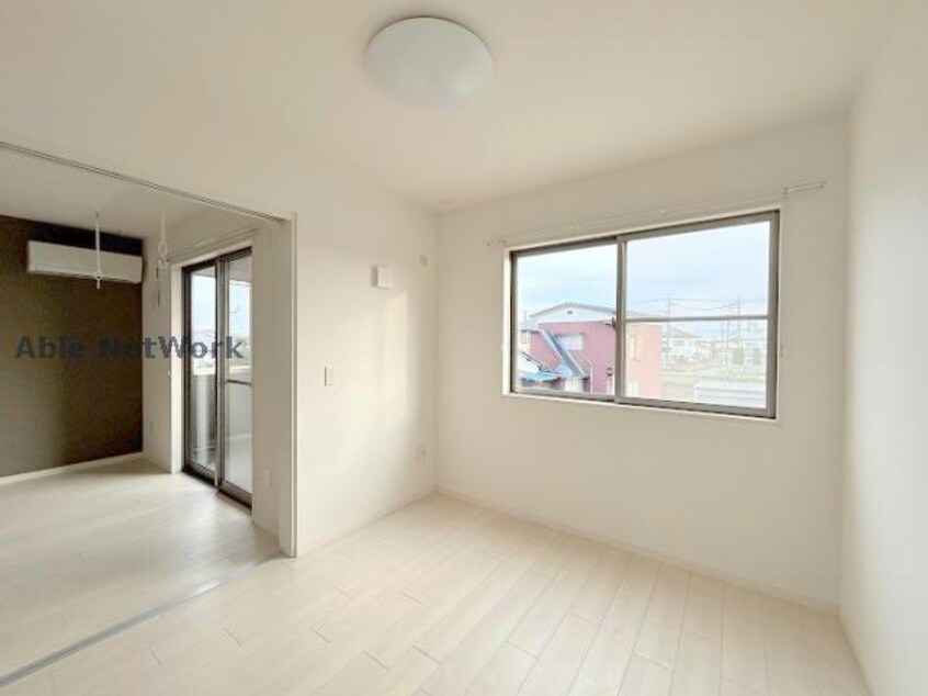 同モデル Ｓ－ペニンシュラ