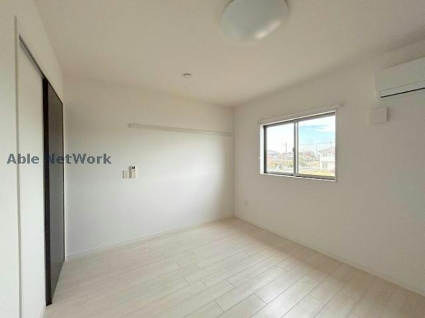 同モデル Ｓ－ペニンシュラ