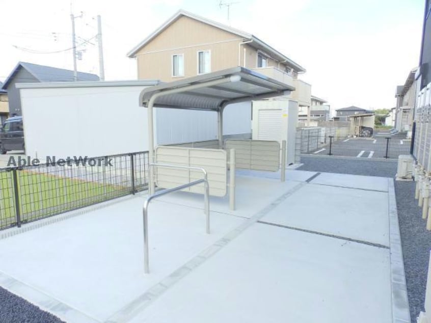  東北本線<宇都宮線>/古河駅 車移動　10分3.8km 1階 築1年