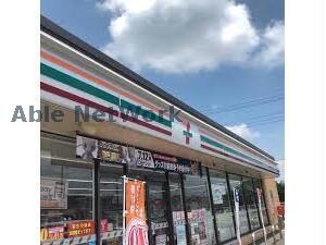 セブンイレブン羽生南7丁目店(コンビニ)まで142m ロイヤルハイツ　Ⅱ