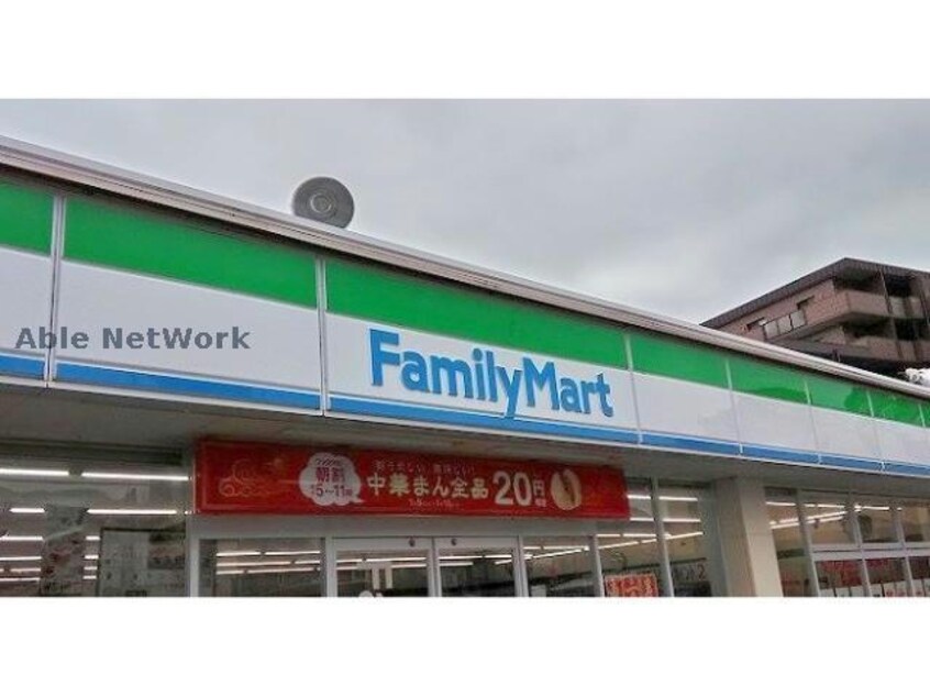 ファミリーマート羽生上岩瀬店(コンビニ)まで1427m ロンサール羽生